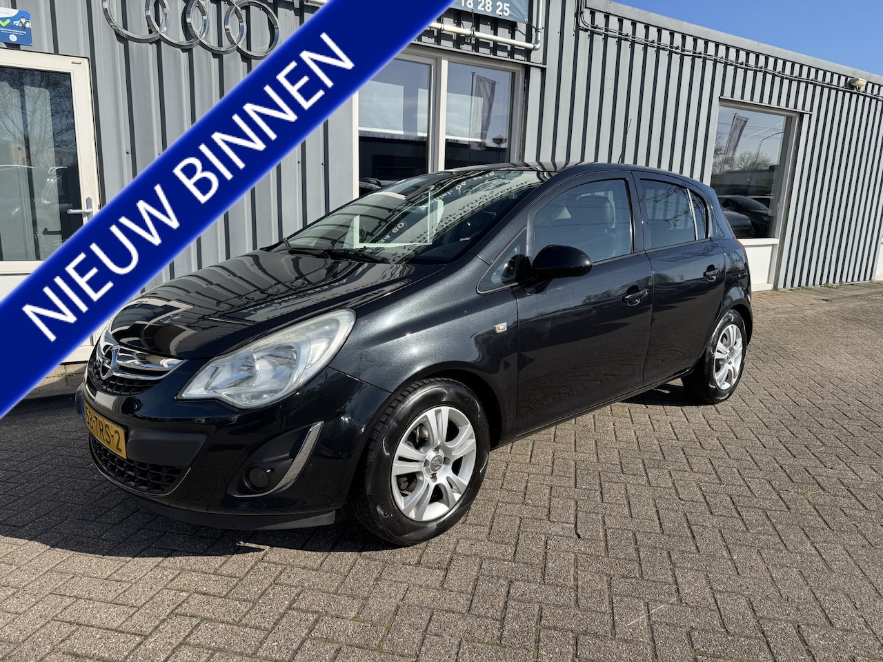 Opel Corsa - 1.4-16V Anniversary Edition 1.4-16V Anniversary Edition - AutoWereld.nl