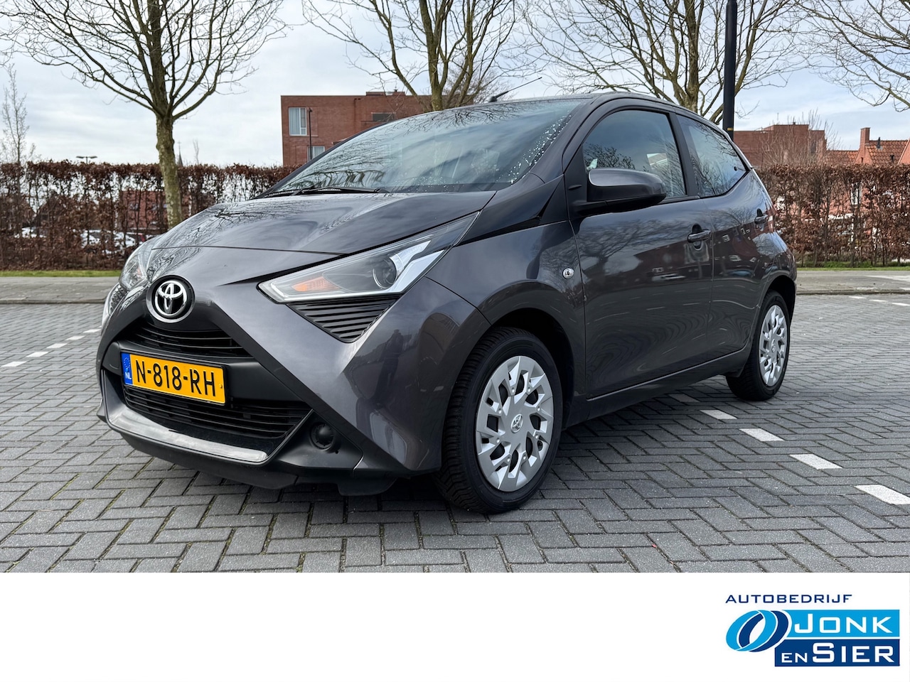 Toyota Aygo - 1.0 VVT-i x-play 1.0 VVT-i x-play - AutoWereld.nl