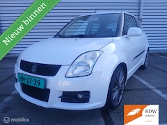 Suzuki Swift - 1.6 Sport carplay climtronic