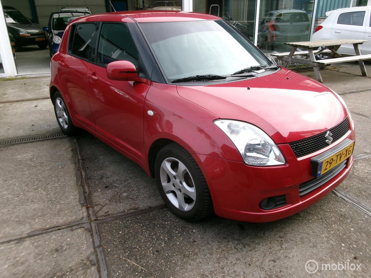Suzuki Swift - 1.3 GLS Airco . - AutoWereld.nl