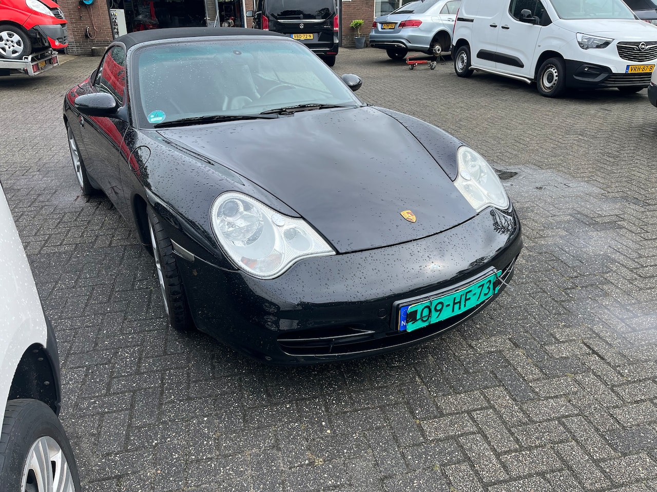 Porsche 911 Cabrio - 3.6 Carrera 4 Nieuwstaat. ! uniek.  !! - AutoWereld.nl