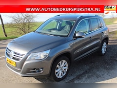 Volkswagen Tiguan - 1.4 TSI Sport&Style
