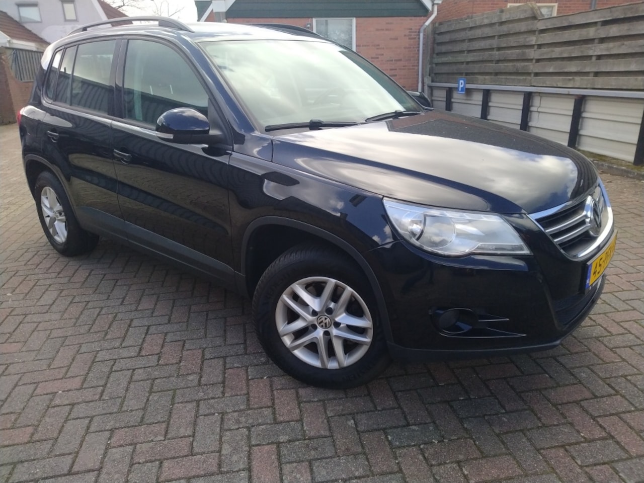 Volkswagen Tiguan - 1.4 TSI Comf.&Design - AutoWereld.nl