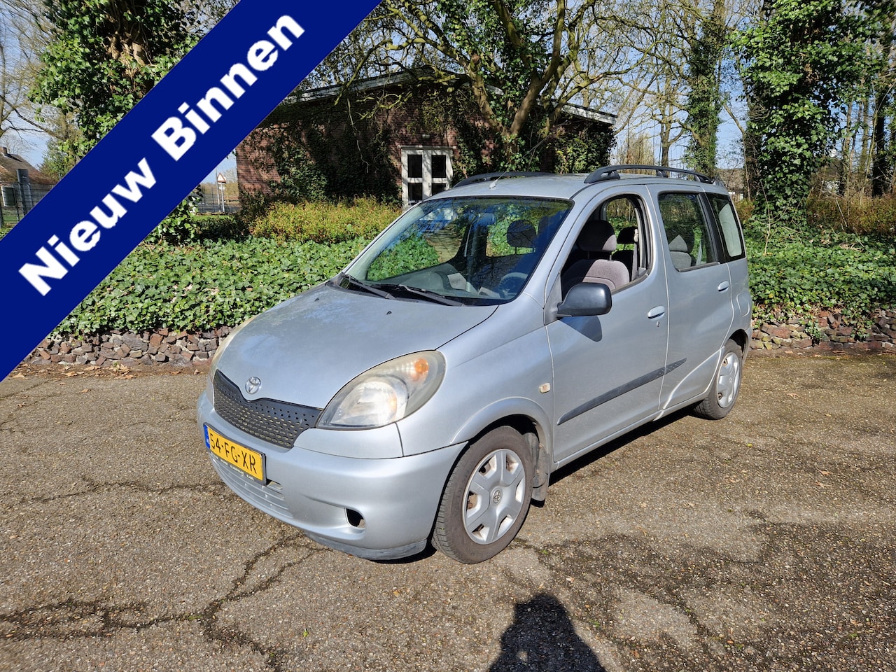 Toyota Yaris Verso - 1.3-16V VVT-i Sol 1.3-16V VVT-i Sol, apk 01-2027 - AutoWereld.nl