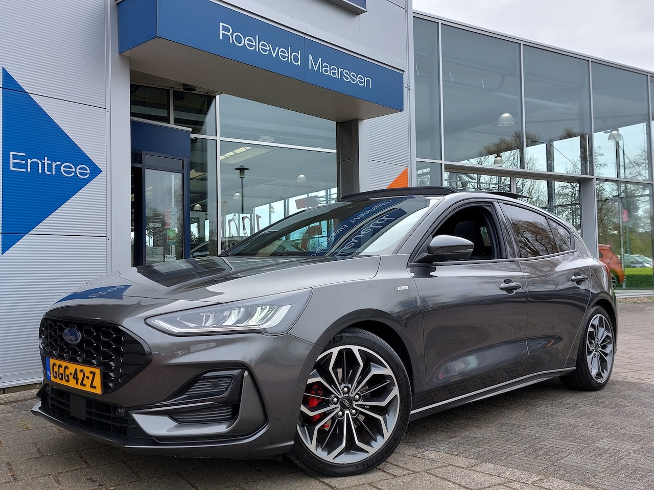 Ford Focus - 1.0 EcoBoost Hybrid 155pk Automaat ST Line X | Navi | Apple Carplay | B&O Sound | Led Kopl - AutoWereld.nl