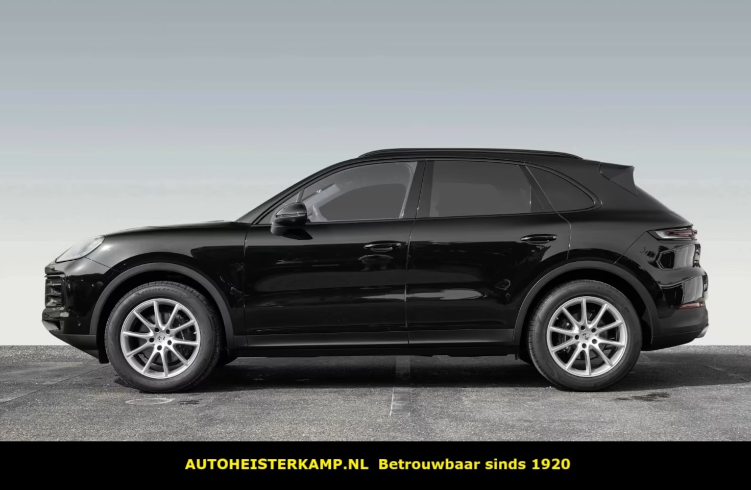 Porsche Cayenne - 3.0 E-Hybrid 470 PK Panoramadak 360 Camera 20 Inch LED Keyless-Go - AutoWereld.nl