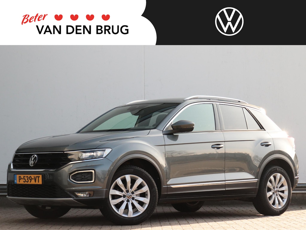 Volkswagen T-Roc - 1.5 TSI Sport | Trekhaak | All-Season | Navigatie | Elektrische Klep | Dodehoeksensoren | - AutoWereld.nl