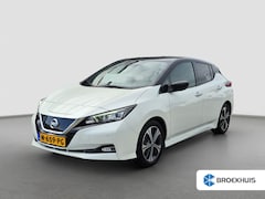 Nissan LEAF - Tekna 40 kWh Trekhaak | Camera | Stoel+Stuur verwarming | Leder/alcantara | Full LED | Key