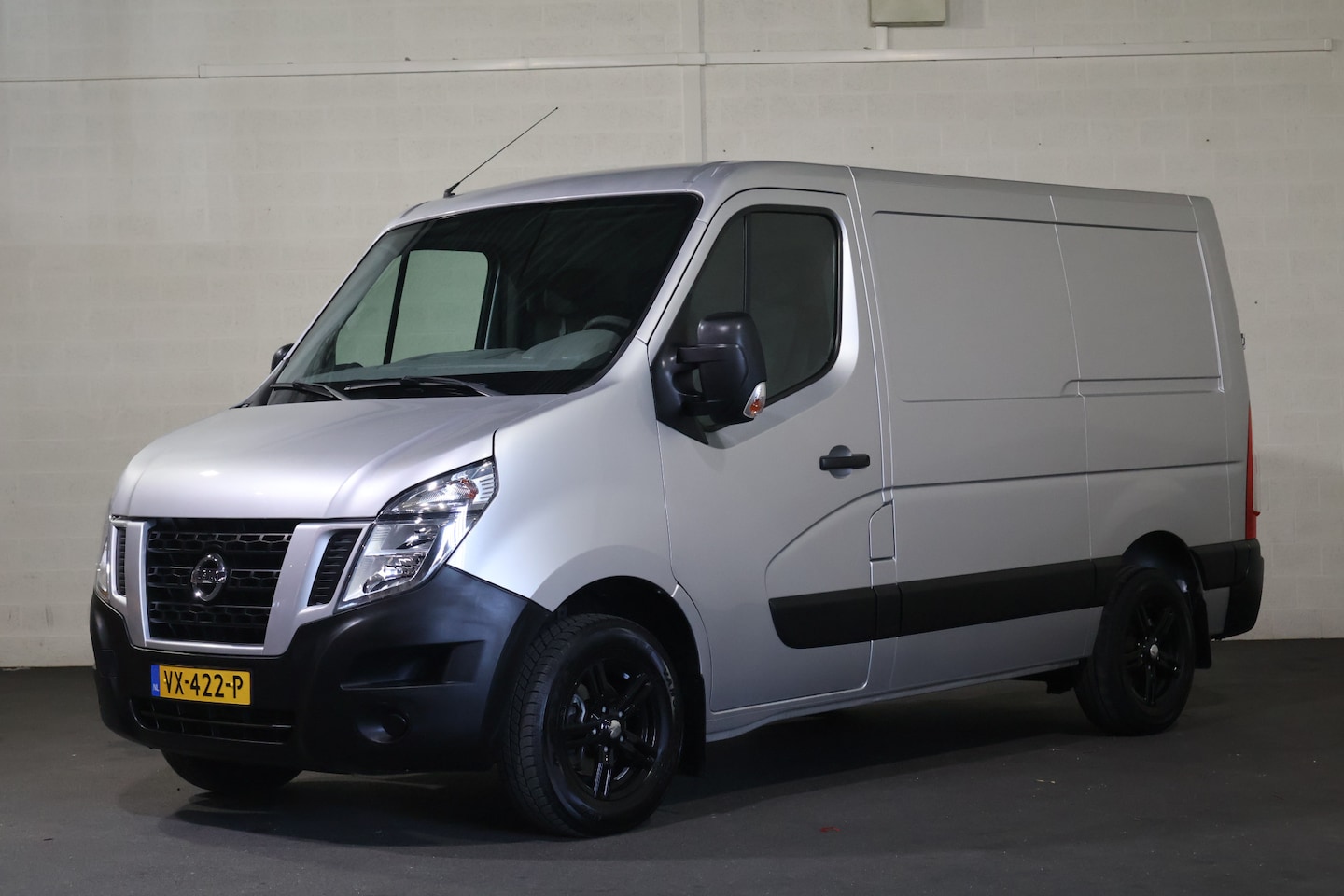Nissan NV400 - 2.3 dCi L1H1 Acenta 2.3 dCi L1H1 Acenta - AutoWereld.nl