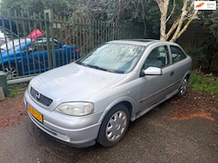 Opel Astra - 1.6 Sport met 83000 km (koppeling moet worden vervangen)