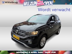 Volkswagen T-Cross - 1.0 TSI Life Executive DSG Automaat Parkeersensoren / Navigatie / Airco / Extra getint gla