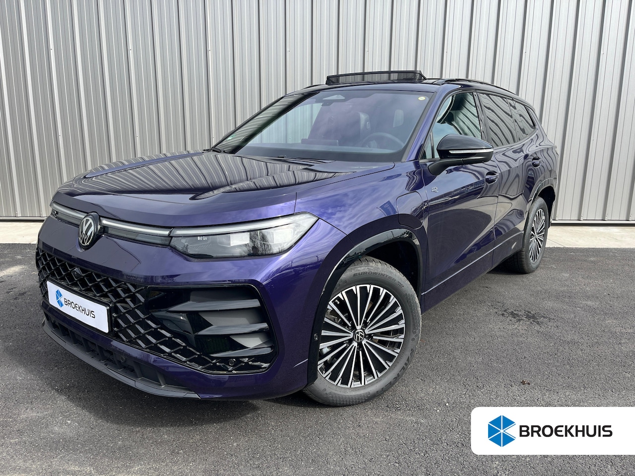 Volkswagen Tayron - 1.5 TSI eHybrid R-Line 272pk DSG/AUTO | Panoramadak | Lederen Bekleding | Elektrisch verst - AutoWereld.nl