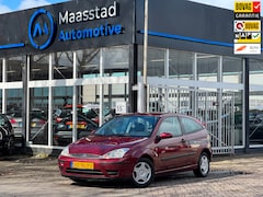 Ford Focus - 1.6-16V Cool Edition Automaat Aangepast Invalide voertuig