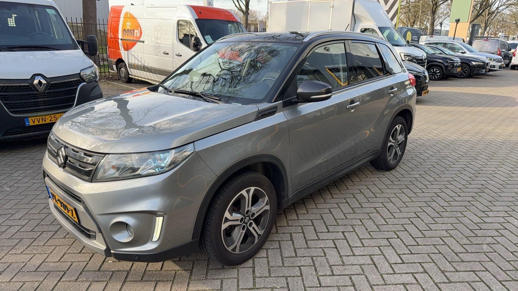 Suzuki Vitara - 1.6 High Executive 1.6 High Executive - AutoWereld.nl