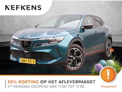 Alfa Romeo Junior - Elettrica Speciale 54 kWh 156pk | Navigatie | Stoelverwarming | Camera | Dodehoekbewaking
