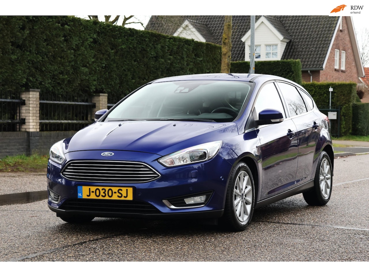 Ford Focus - 1.5 Titanium | AUTOMAAT | CARPLAY | NAVI | CLIMA | CRUISE | CAMERA | ZEER MOOIE GOED ONDER - AutoWereld.nl