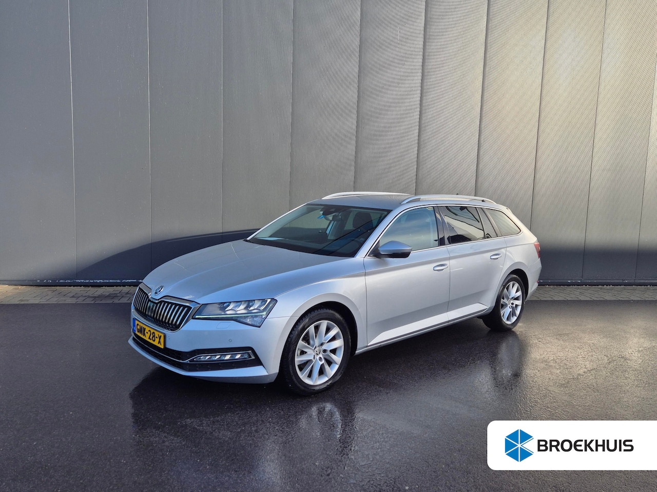Skoda Superb Combi - 1.5 TSI 150 PK ACT Business Edition Plus Achteruitrijcamera | Adaptive cruise control | Ca - AutoWereld.nl