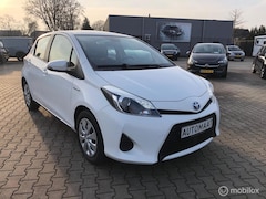 Toyota Yaris - 1.5 Full Hybrid Autom Airco Ecc Camera Led