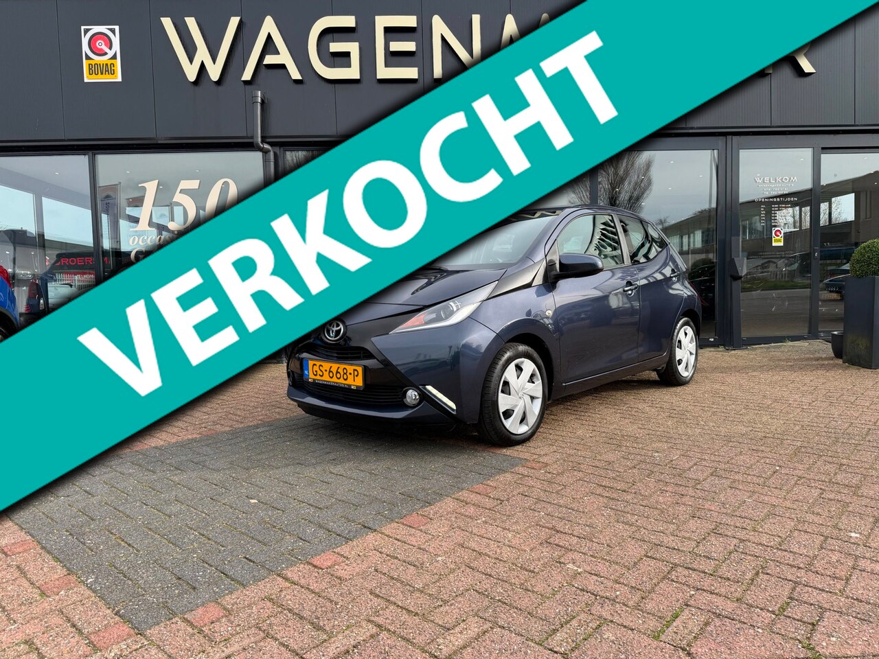 Toyota Aygo - 1.0 VVT-i x-play Airco|Camera|Telefoon|Trekhaak - AutoWereld.nl