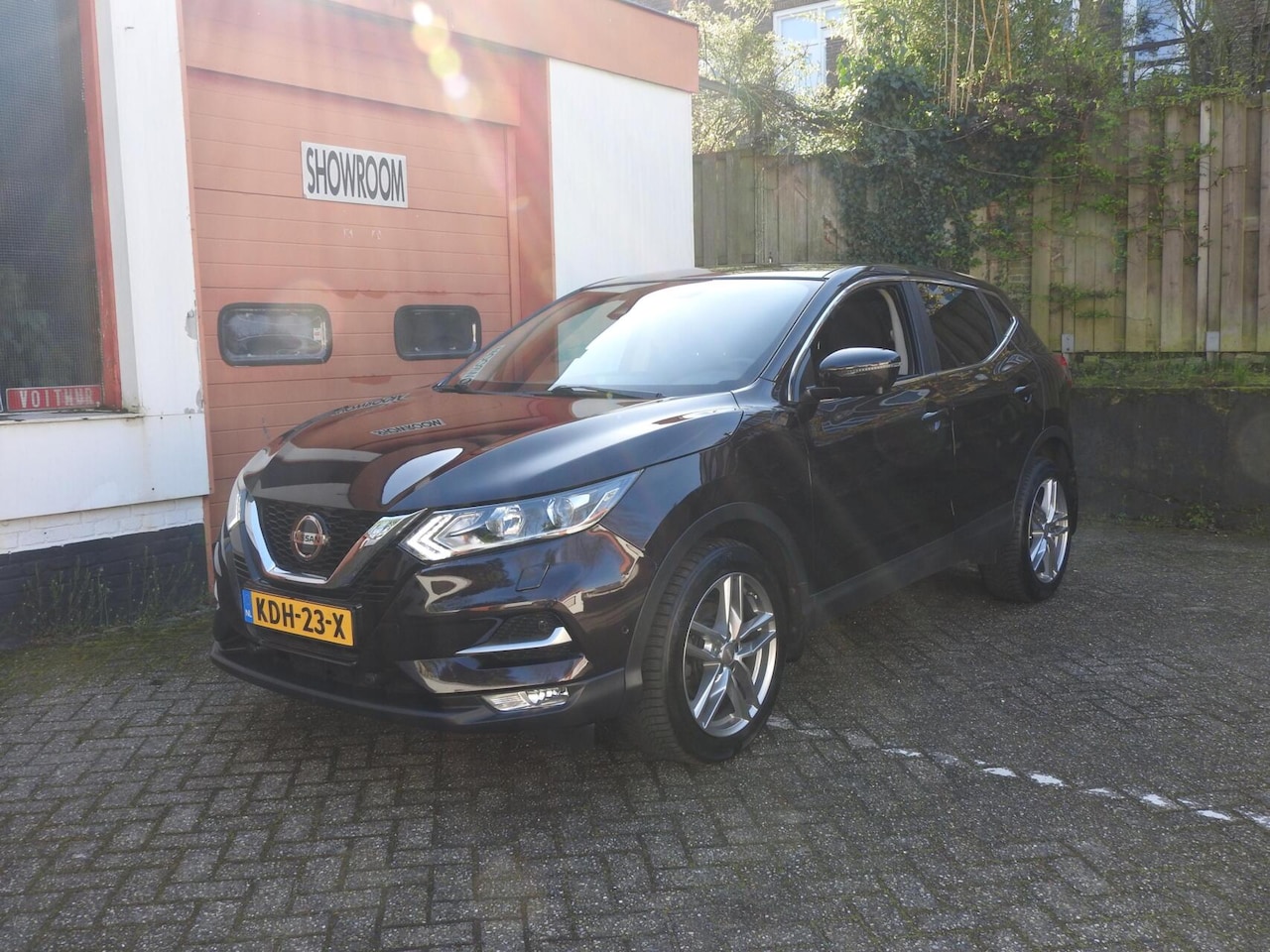 Nissan Qashqai - 1.3 DIG-T N-Connecta, CC, AC, set WW, stoelv. - AutoWereld.nl
