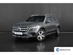 Mercedes-Benz GLB - 200 Premium Plus 163 PK Trekhaak | Matrix led koplampen | Achterbank verstelbaar | Verwarm