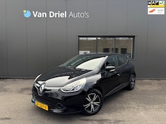 Renault Clio - TCe 90 Expression / Navigatie / Airco