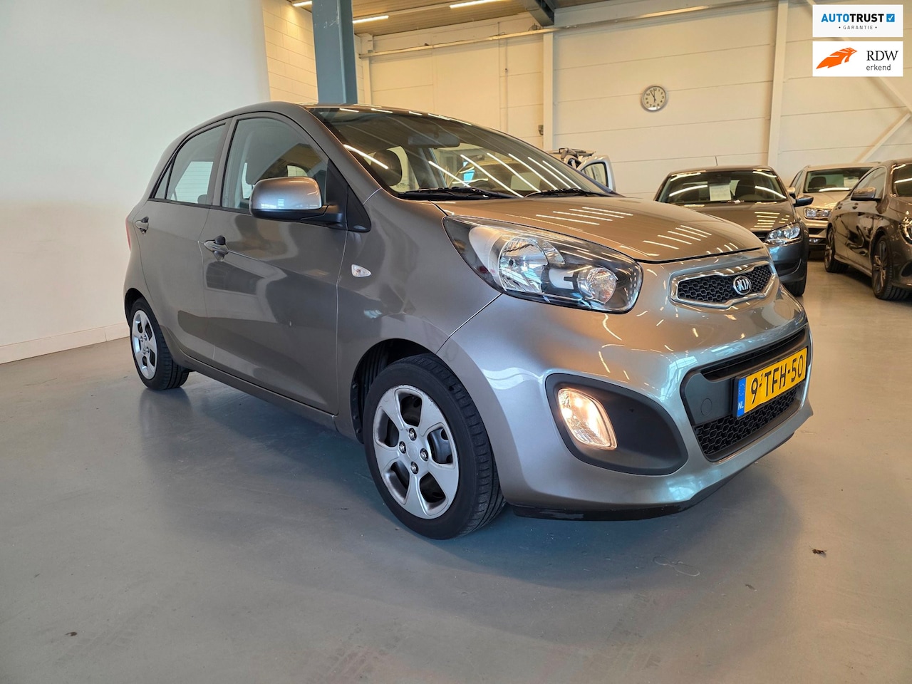 Kia Picanto - 1.2 CVVT ISG Comfort Pack 1.2 CVVT ISG Comfort Pack (CarPlay/AndroidAuto) - AutoWereld.nl