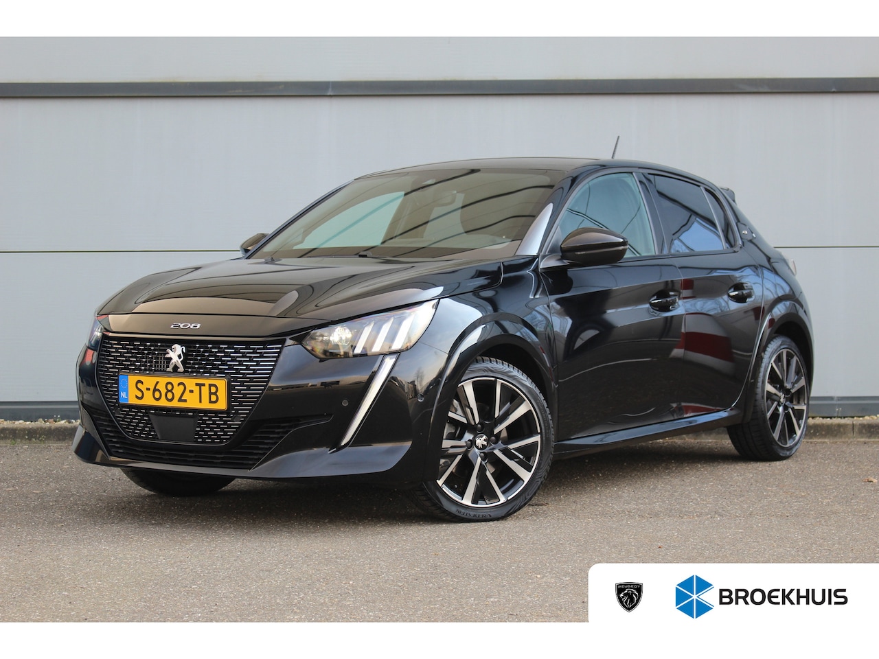 Peugeot 208 - 1.2 GT Aut.| Adap. Cruise C. | BLIS | Camera | St. Verwarming | Navi | 17" LMV | PDC V&A | - AutoWereld.nl