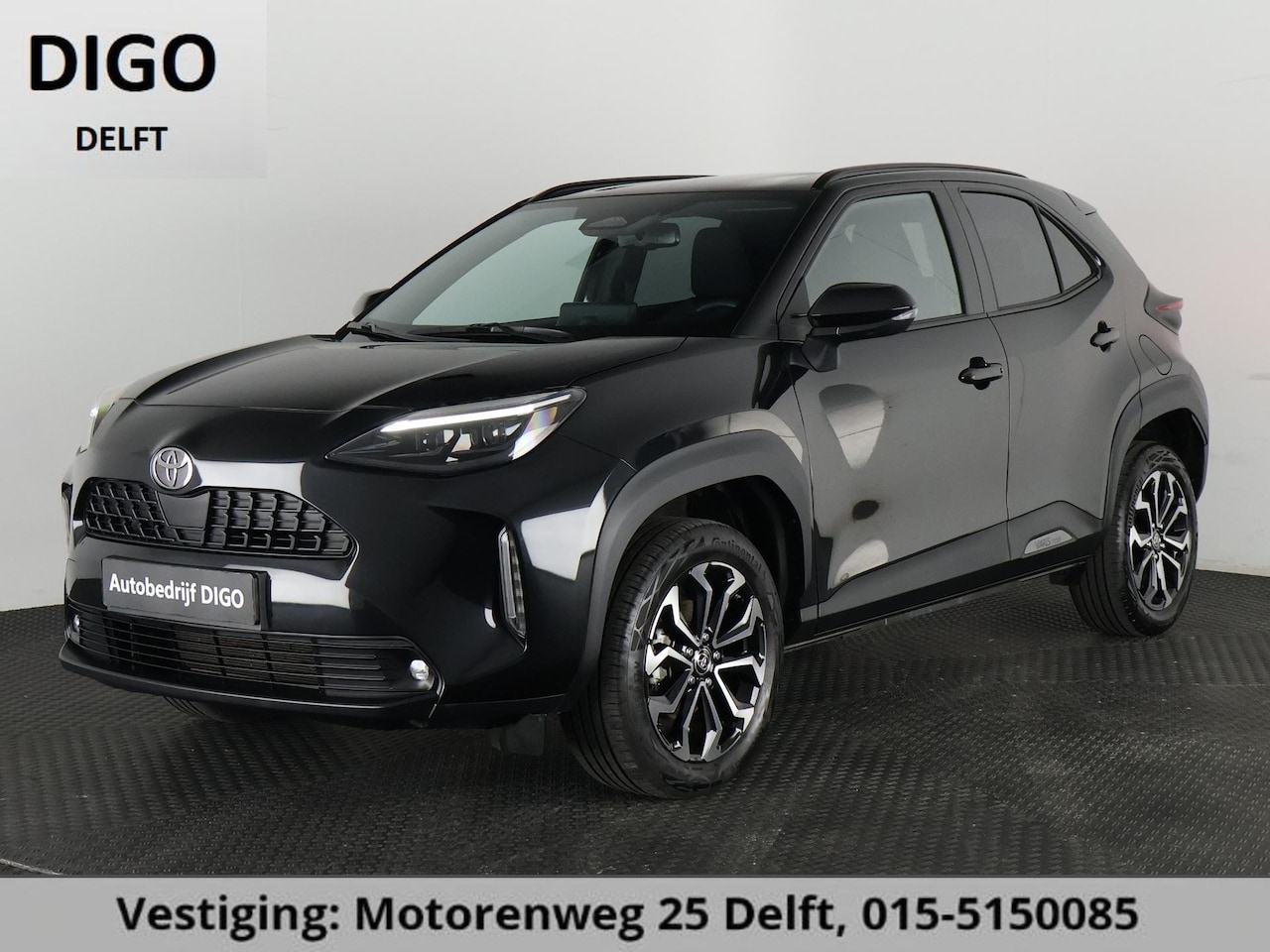Toyota Yaris Cross - 1.5 HYBRID DYNAMIC LUXERY BIJNA 2025 GARANT 12-'34 PDC V+A. BLIND SPOT. STUUR/STOELVERWARM - AutoWereld.nl