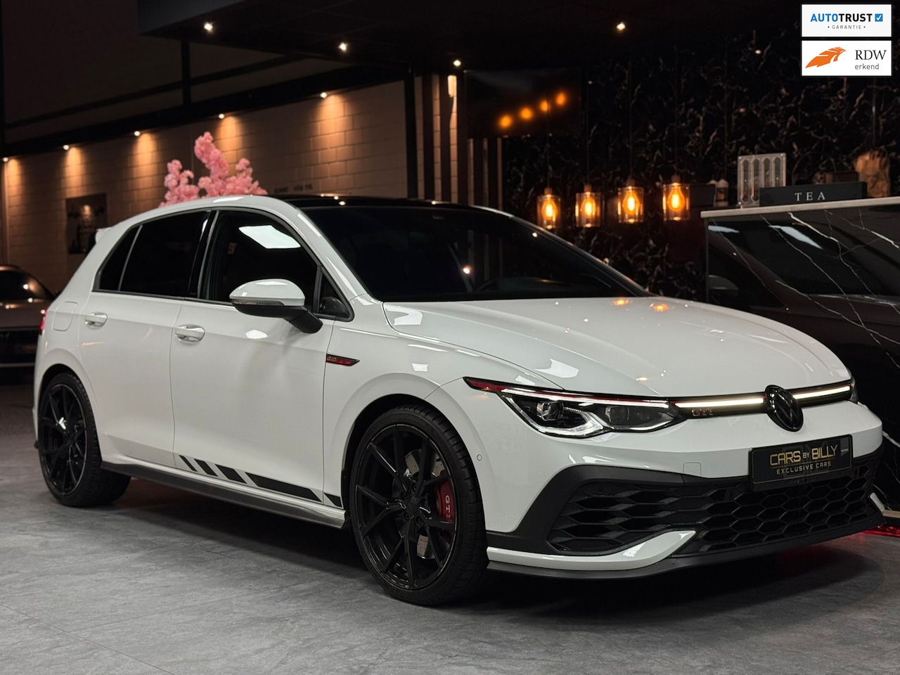 Volkswagen Golf - 2.0 TSI GTI|CLUBSPORT|PANO|STUURVER|AUTO|ACC - AutoWereld.nl