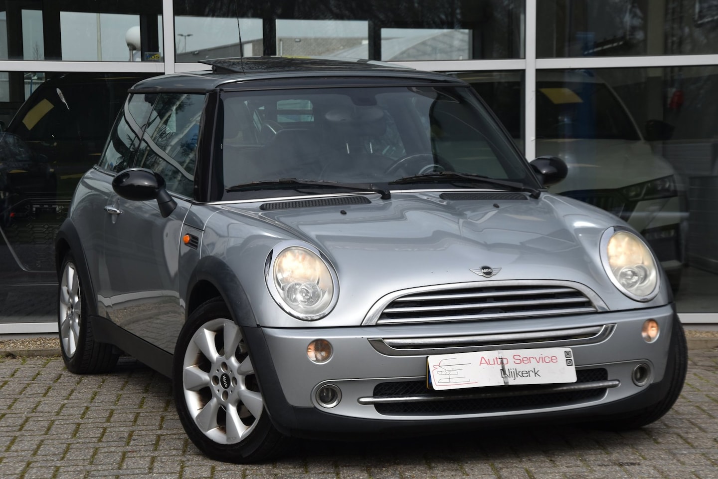 MINI Cooper - Mini 1.6 Chili Airco Elek. Ramen Pano.dak Apk Lm-Velgen - AutoWereld.nl