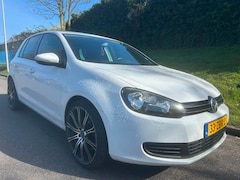 Volkswagen Golf - 1.4 TSI Highline - ROOKT WIT - WHITE SMOKE - Rijdt schakelt goed - Automaat