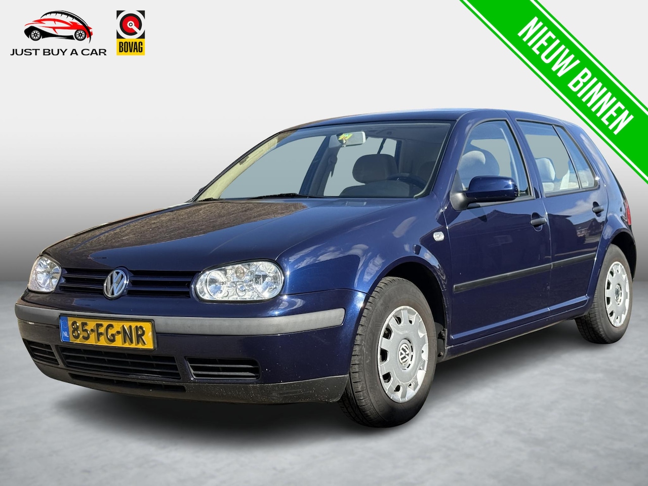 Volkswagen Golf - 1.6 Trendline Nieuwe APK / Trekhaak / Climate Control / Comfort-Electric-Pakket / Unieke K - AutoWereld.nl