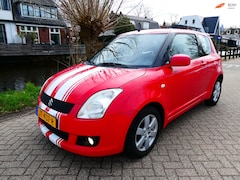 Suzuki Swift - 1.3i 92pk Comfort Airco Keyless Zuinig Degelijke Jap
