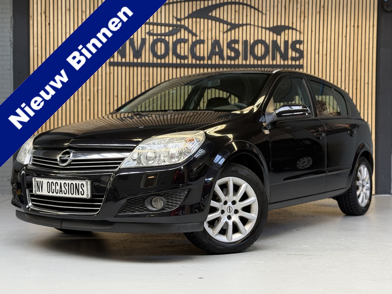 Opel Astra - 1.6 Temptation AIRCO/APK 06-04-2027/5DR/GOED ONDERHOUDEN/CRUISE! - AutoWereld.nl