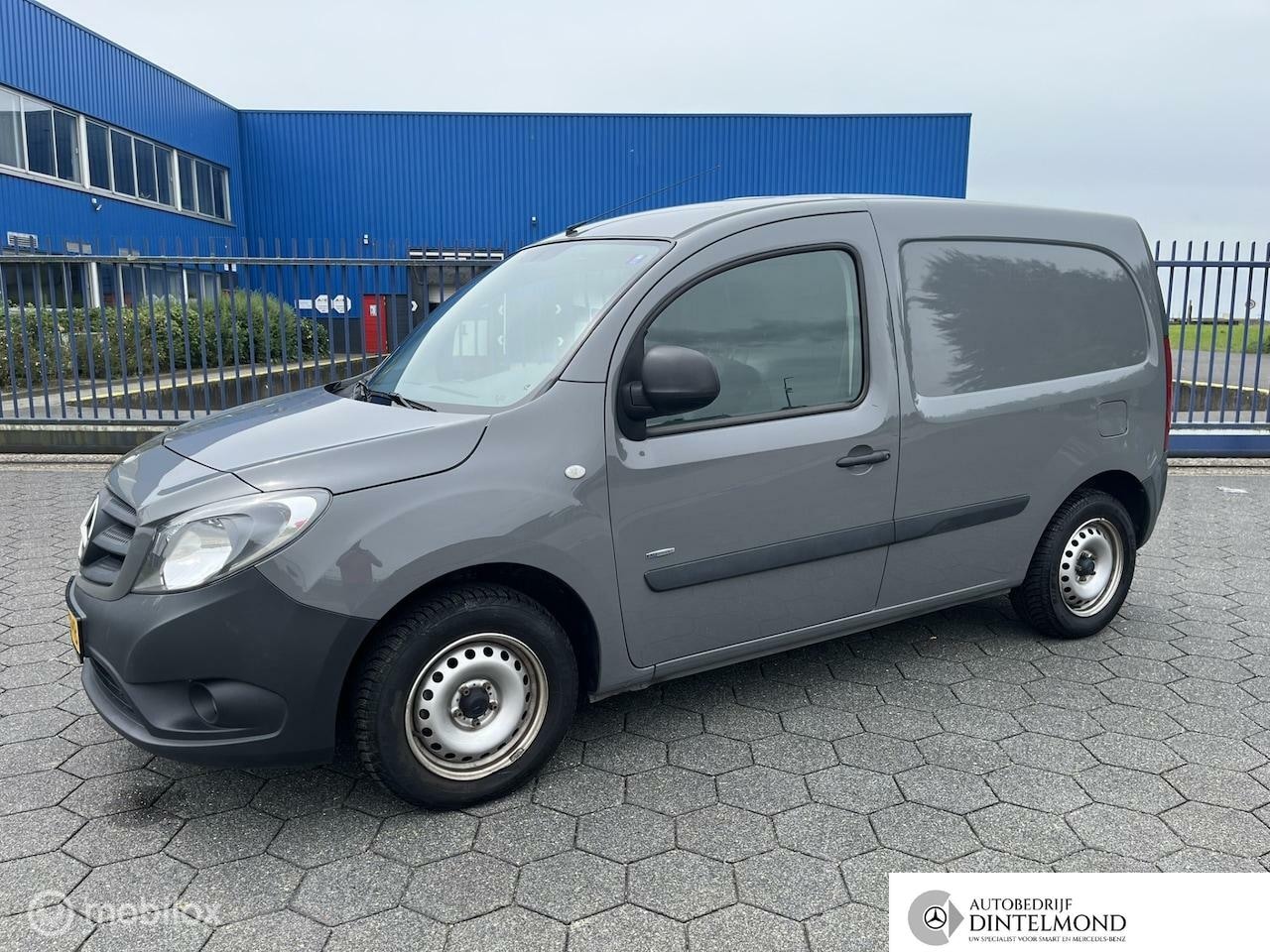 Mercedes-Benz Citan - 108 CDI start/stop dolfijn grijs schuifdeur zeer nette bus - AutoWereld.nl