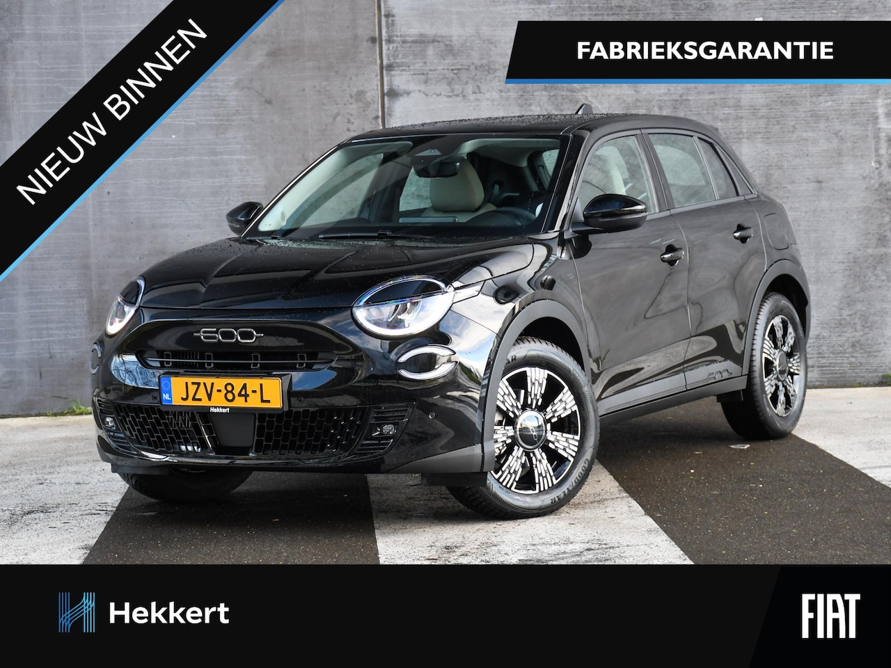 Fiat 600 - Icon 1.2 Hybrid 145pk Automaat WINTER-PACK | 17''LM | PDC + 360° CAM. | NAVI | DAB | APPLE - AutoWereld.nl