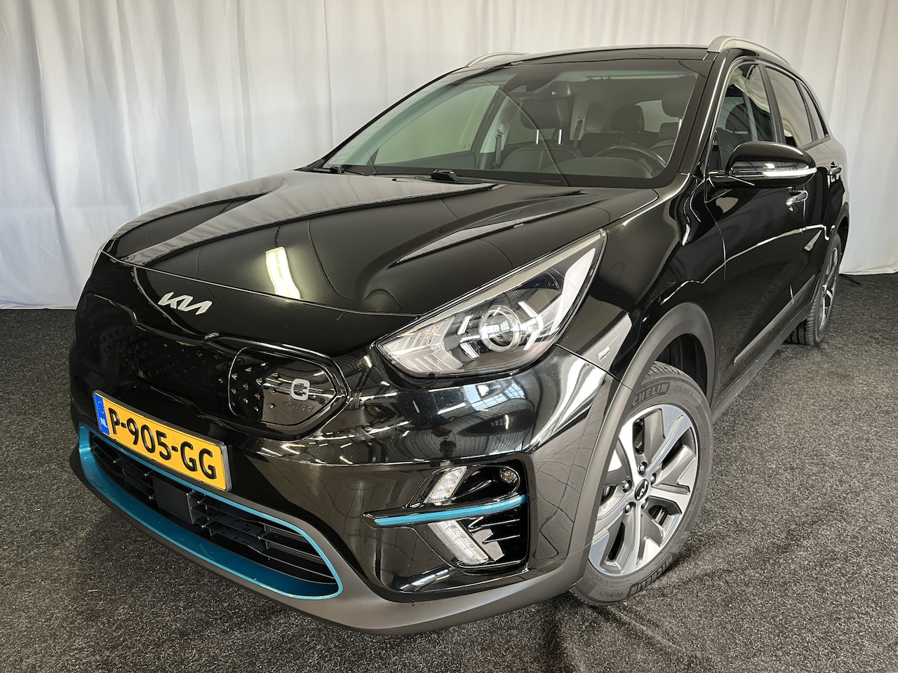Kia e-Niro - Edition 64 kWh 1E EIGN/ECC/3 FASE/100% SOH/TREKHAAK - AutoWereld.nl