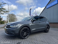 Volkswagen Tiguan - 1.5 TSI Business black line