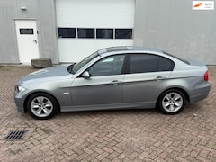 BMW 3-serie - 320i AUTOMAAT