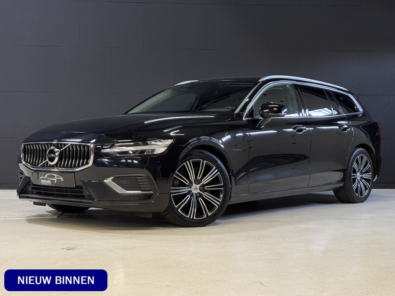 Volvo V60 - 2.0 T6 Recharge AWD Business Pro | Harman Kardon | Stoel/Stuurverwarming | Keyless | Trekh - AutoWereld.nl