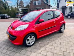 Peugeot 107 - 1.0-12V XS Isofix Airco LM APK NL Auto Inruilkoopje NAP