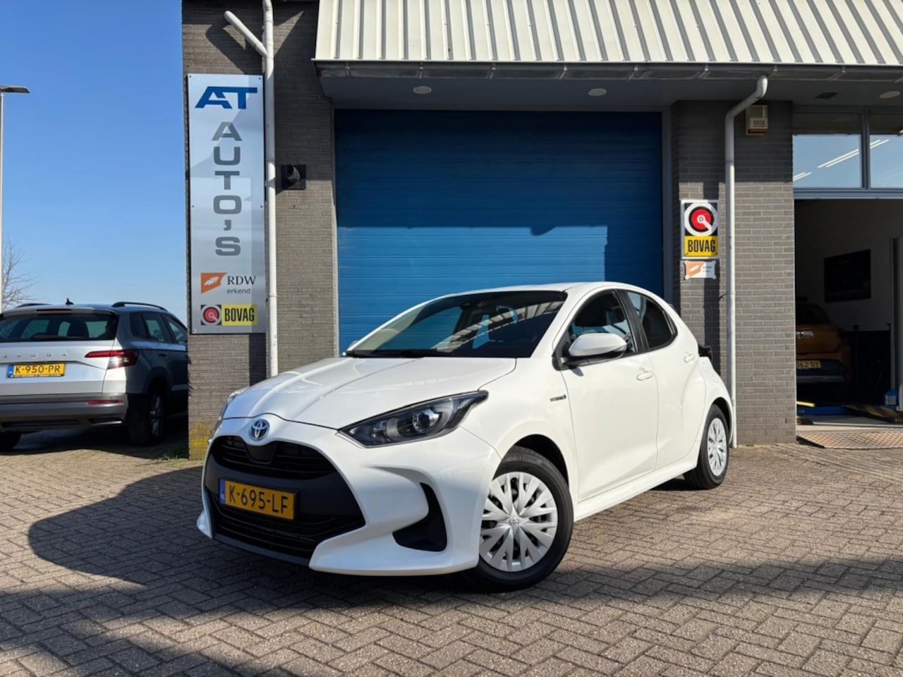Toyota Yaris - 1.5 HYB. COMFORT - AutoWereld.nl
