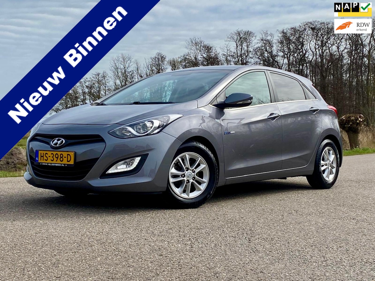 Hyundai i30 - 1.6 GDI i-Motion Plus 5DRS CAMERA NAVI AIRCO 135PK NAP GOED ONDERHOUDEN - AutoWereld.nl