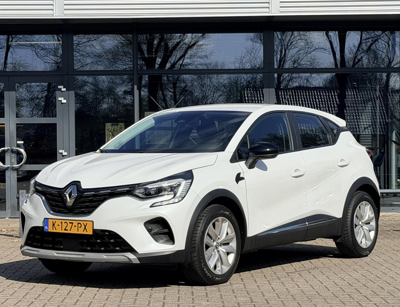 Renault Captur - 1.0 TCe 90 Zen | Navigatie | Camera |Trekhaak - AutoWereld.nl