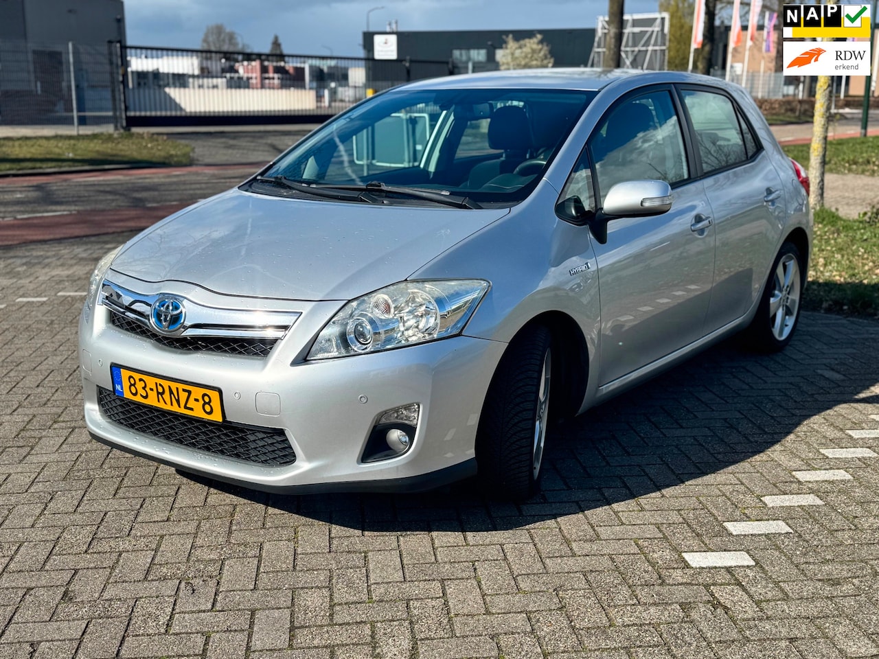 Toyota Auris - 1.8 Full Hybrid Executive 1.8 Full Hybrid Executive - AutoWereld.nl