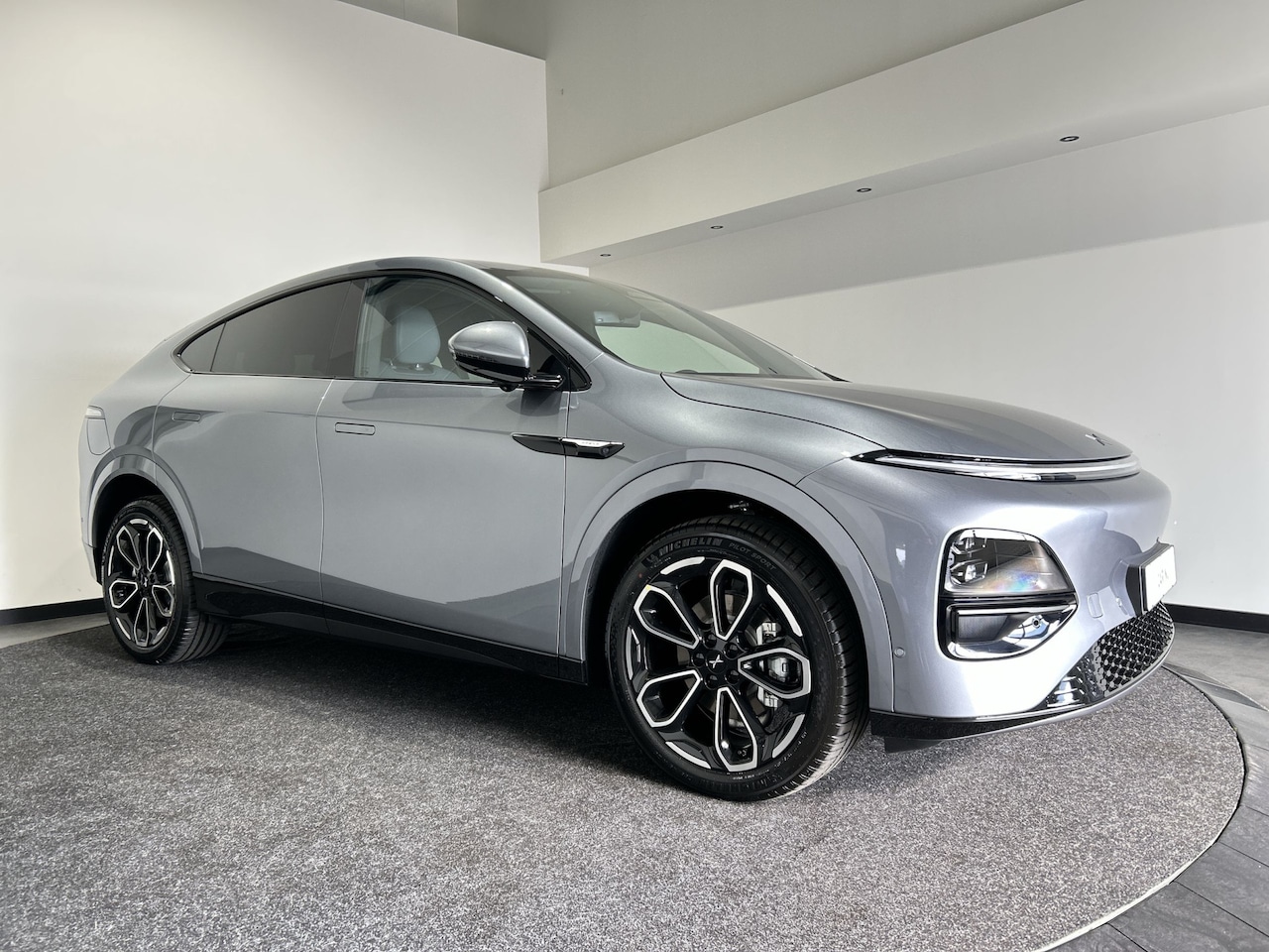 Xpeng G6 - RWD Long Range 80.8 kWh facelift Voorbeeldfoto wordt verwacht - AutoWereld.nl