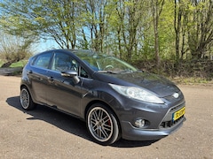 Ford Fiesta - 1.6 Ghia | 120PK | Leer | Clima | APK 08-2026