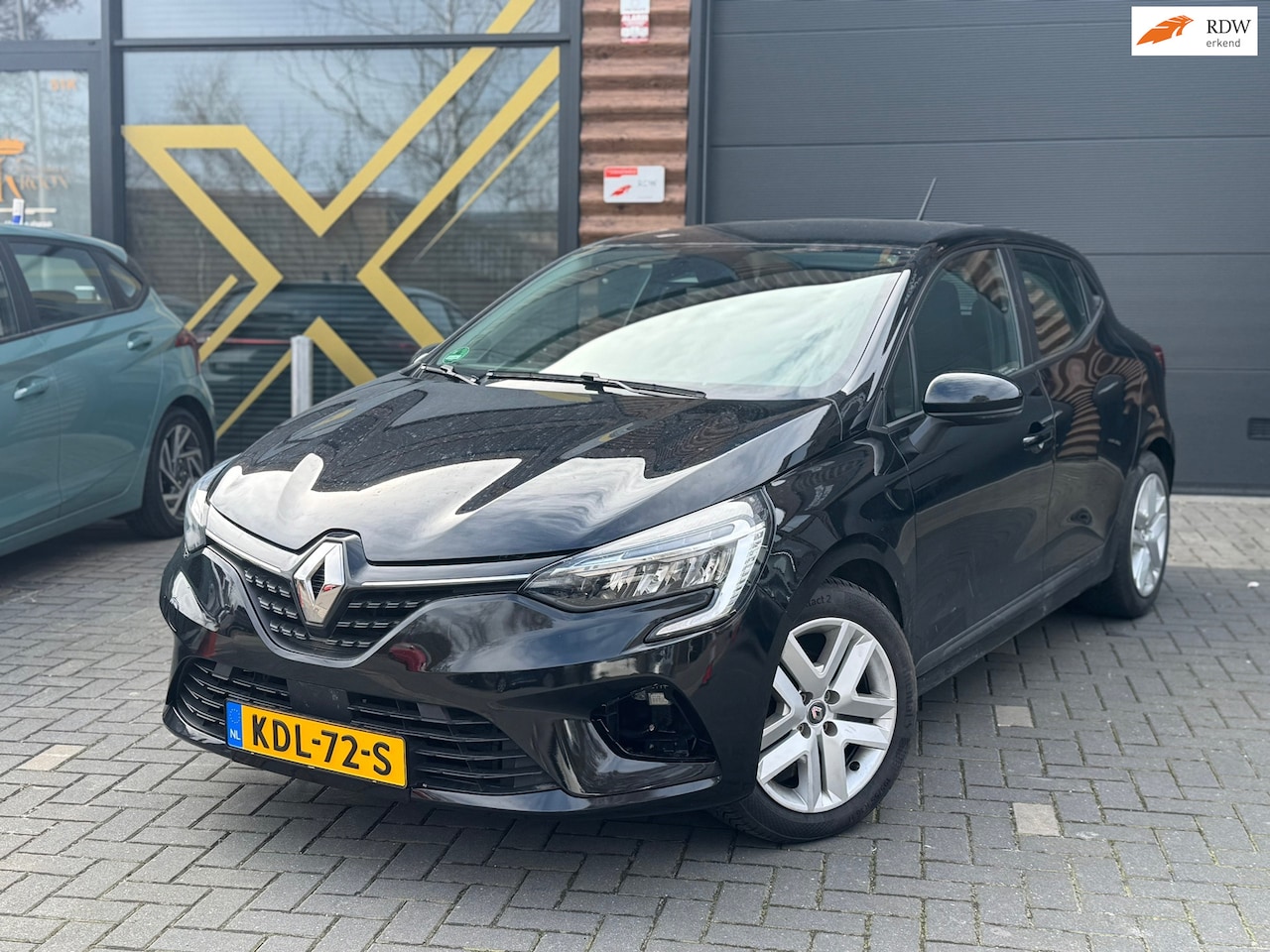 Renault Clio - 1.0 TCe Intens Lichte Schade !! - AutoWereld.nl