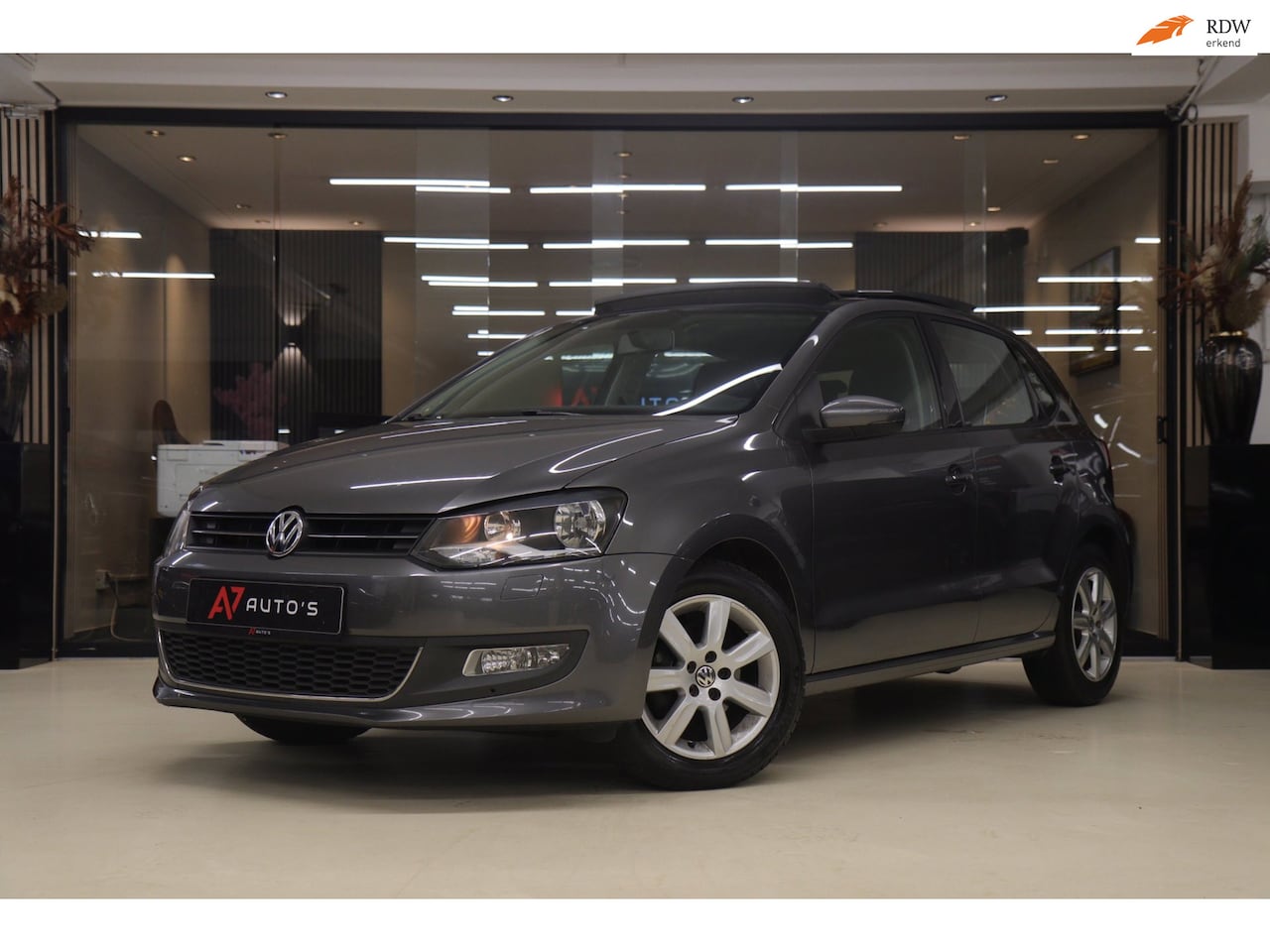 Volkswagen Polo - 1.2 TSI Highline PANO/STOELV/CARPLAY/AIRCO/VOL - AutoWereld.nl